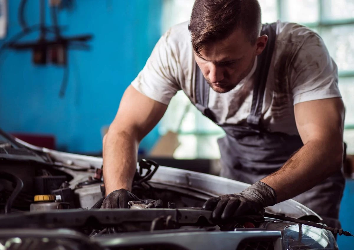 M AUTOS ENTRETIEN SERVICES